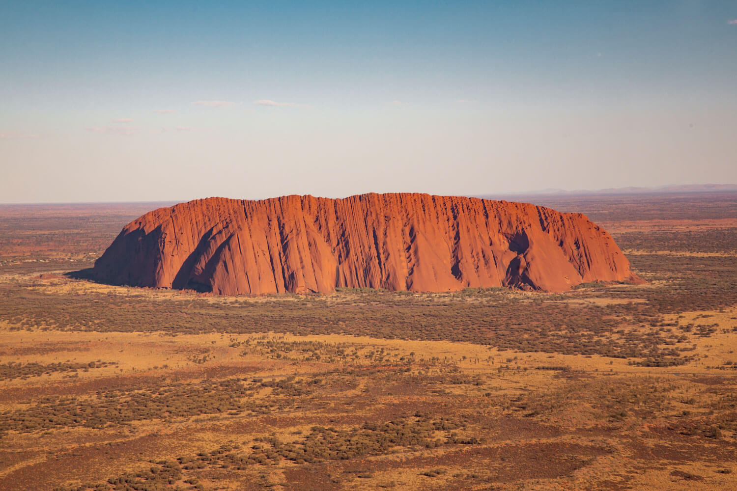 Uluru mitten im Outback von Australien